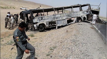 ۳۹ کشته و زخمی بر اثر انفجار در مسیر اتوبوس در افغانستان