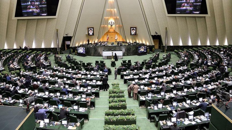اعلام تنفس نیم ساعته برای نمایندگان مجلس