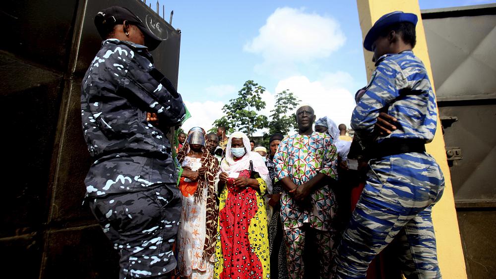 دستگیری ۱۲ نفر از عاملان حمله به اردوگاه نظامی در ساحل عاج
