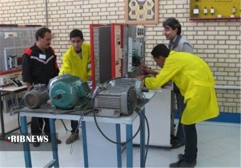 راه اندازی ۳۱ مرکز فنی و حرفه‌ای جوار کارگاهی در استان همدان