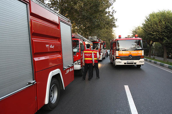 آماده باش آتش نشانان قزوینی برای امدادرسانی به پالایشگاه تهران