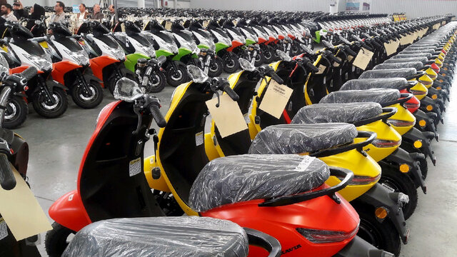 ارائه تسهیلات ویژه برای خرید موتورسیکلت برقی | خبرگزاری صدا و سیما