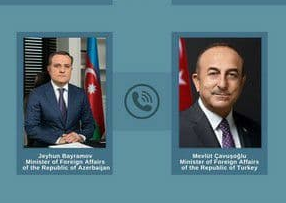 گفتگوی تلفنی وزرای خارجه جمهوری آذربایجان و ترکیه