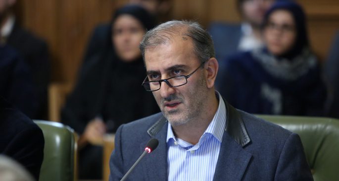 انتقاد عضو شورا به شیوه پرداخت حقوق کارگران شهرداری