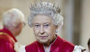 دانشجویان، تصویر ملکه انگلیس در دانشگاه آکسفورد را پایین کشیدند