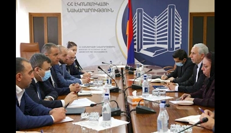 تاکید بر همکاری های اقتصادی ایران و ارمنستان