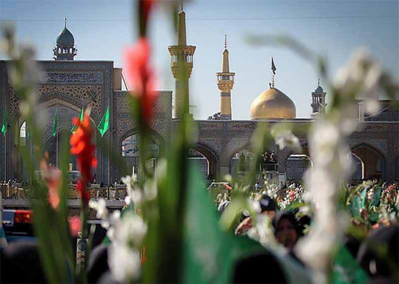 امشب، گلباران حرم مطهر امام رضا (ع)