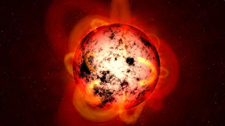 ستاره چشمک‌زن با اندازه‌ ۱۰۰ برابر خورشید کشف شد