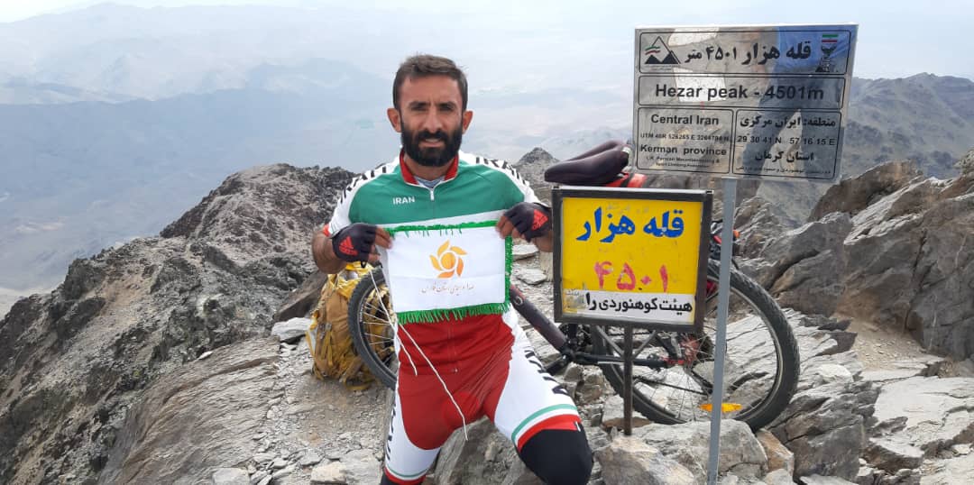 فتح بام استان کرمان توسط کوهنورد کوه چناری