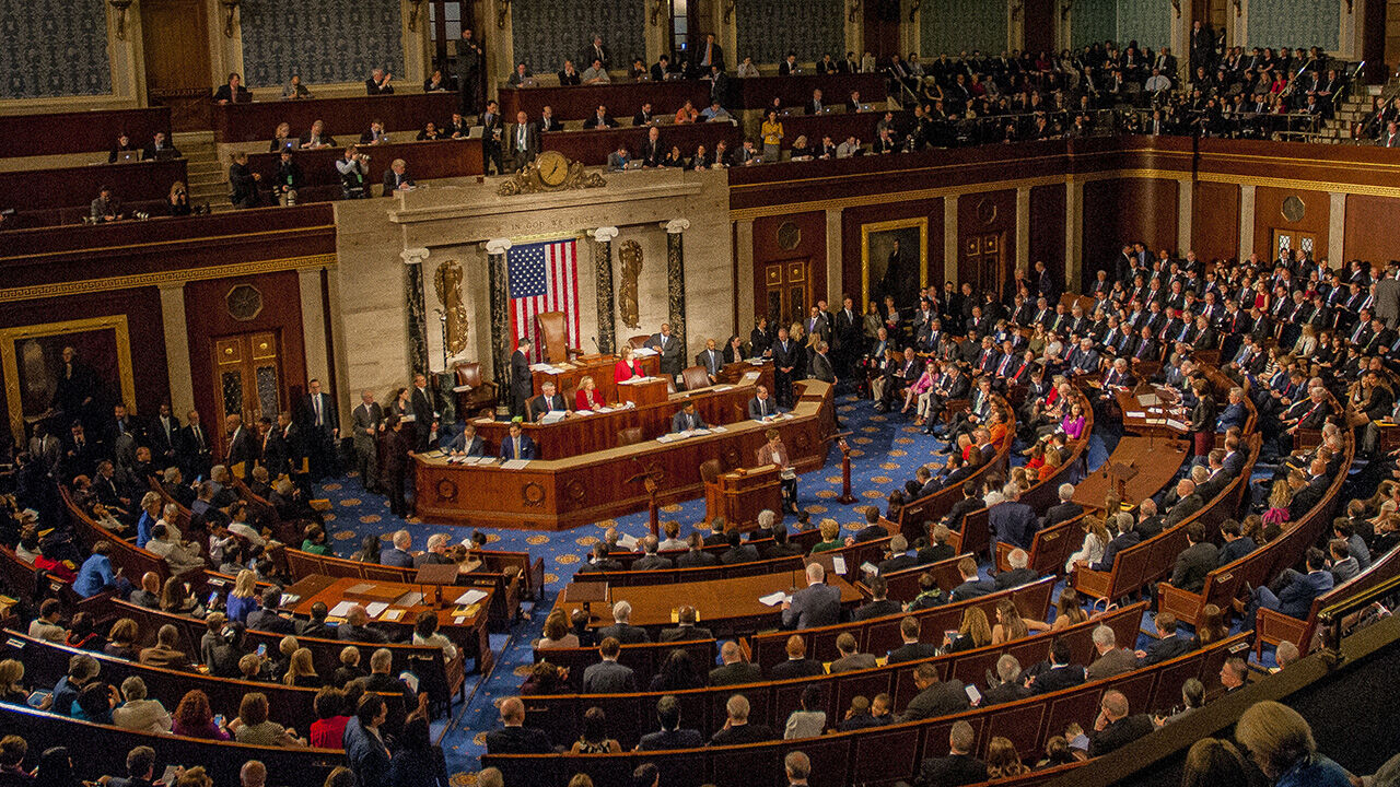 تشکیل کمیسیون مشترک بررسی حادثه حمله به کنگره آمریکا