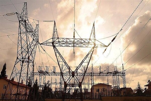 دستور الکاظمی به ارتش برای حفاظت از دکل‌های برق