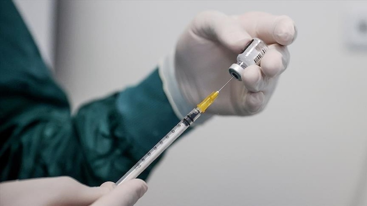 کفگیر واکسن کرونا در غرب اهواز ته دیگ خورد
