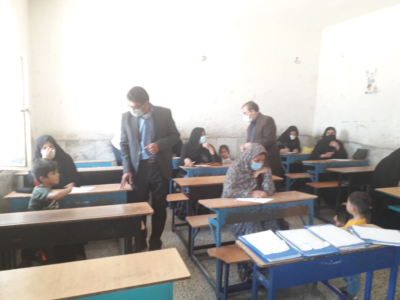 برگزاری امتحانات سواد آموزان با رعایت دستورالعمل‌های بهداشتی