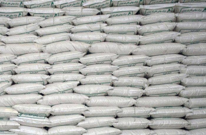 کشف ۲۰ تن قند و شکر احتکار شده در اسلام آباد غرب 