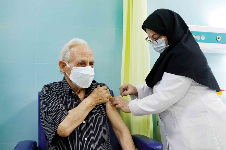 شروع واکسیناسیون گروه سنی ۶۵ تا ۷۰ سال در هرمز