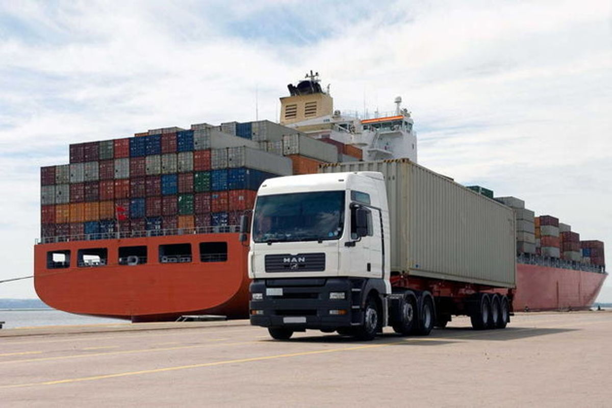 انتقال ۷ میلیون تن کالای اساسی با ناوگان کامیونی به داخل کشور