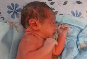 تولد نوزاد عجول در صومعه سرا، با کمک اورژانس