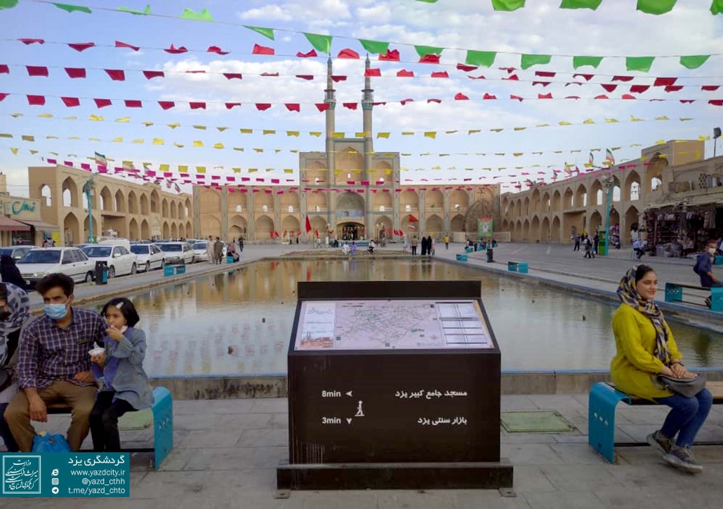 نصب تابلو‌های راهنمای گردشگری در بافت تاریخی یزد