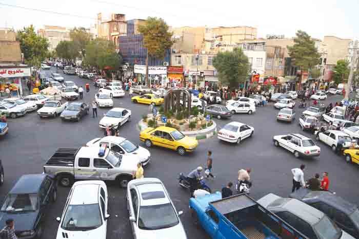 مشکل ساز شدن قطعی برق در ۱۰۰ تقاطع کلانشهر اصفهان