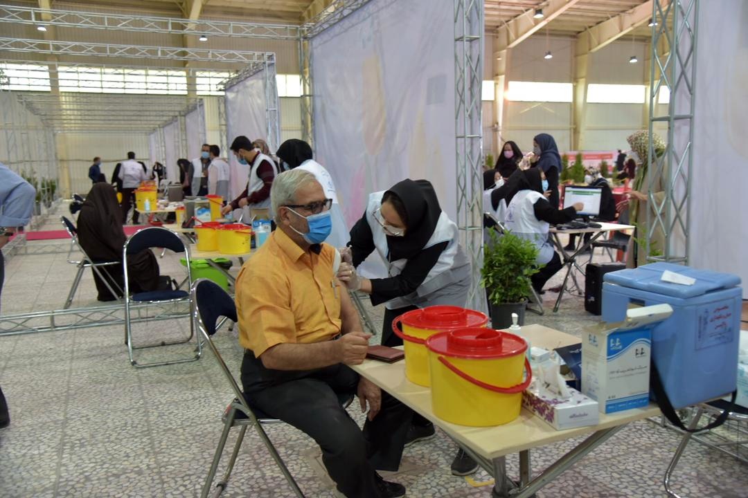تزریق روزانه ۳۵ هزار دوز واکسن در اصفهان