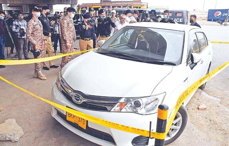 حمله انتحاری خودروی حامل اتباع چینی در پاکستان