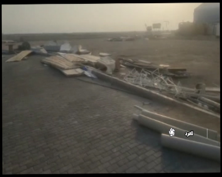 خسارت طوفان به تاسیسات فرودگاه لامرد