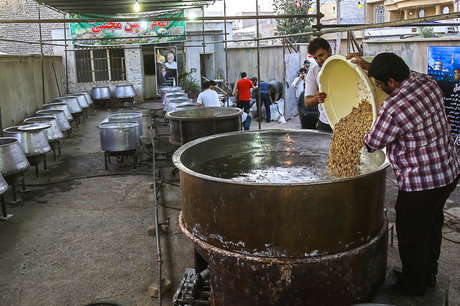 توزیع ۹ هزار دست غذای گرم در بندرعباس