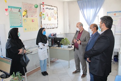 بازدید ناظر وزارت بهداشت از روند واکسیناسیون و اجرای طرح شهید سلیمانی در شهرستان فریمان