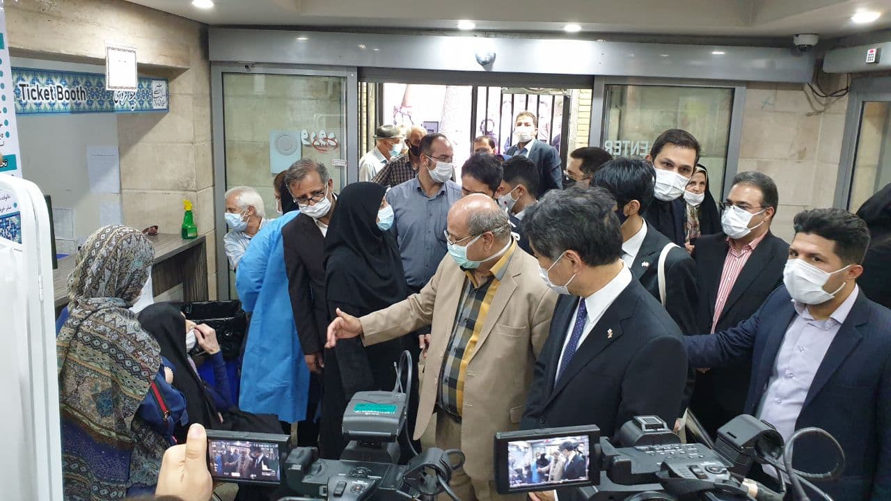 بازدید سفیر ژاپن از مرکز واکسیناسیون کرونا در تهران