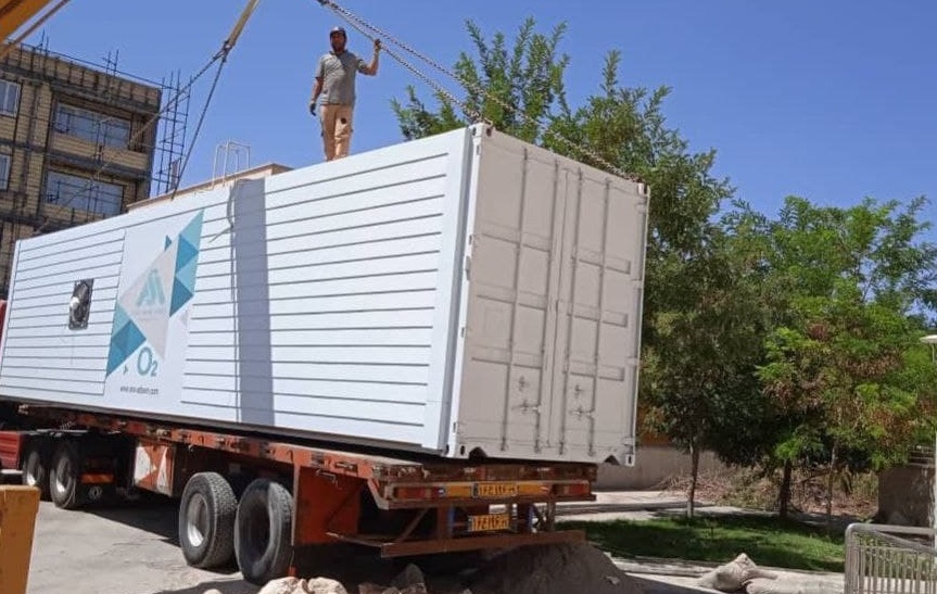 تحویل دستگاه اکسیژن ساز جدید به بیمارستان اسلام آبادغرب
