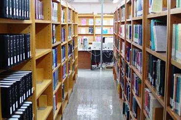 اهدای ۸۰۰ نسخه کتاب به کتابخانه‌های عمومی خراسان جنوبی