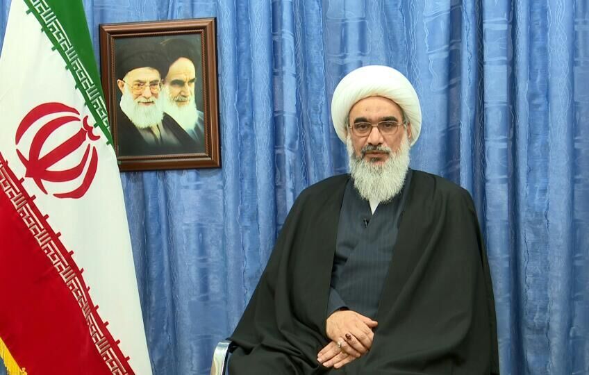استاندار بوشهر باید ظرفیت‌های استان را فعال و زمینه پیشرفت آن را فراهم کند
