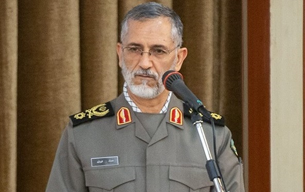 سرلشکر فیروزآبادی در نیرو‌های مسلح جانفشانی کرد