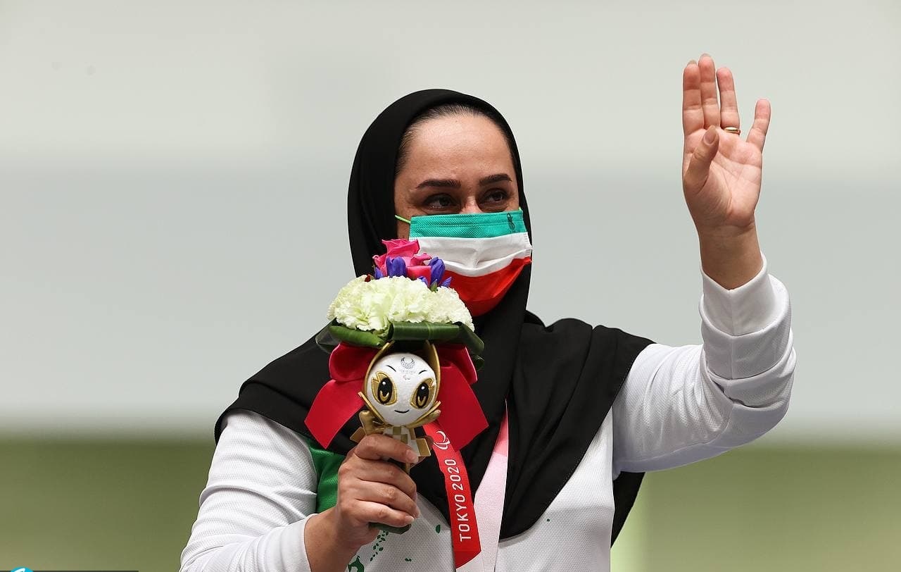 اختتامیه پارالمپیک ۲۰۲۰ با پرچمداری ساره جوانمردی برای ایران