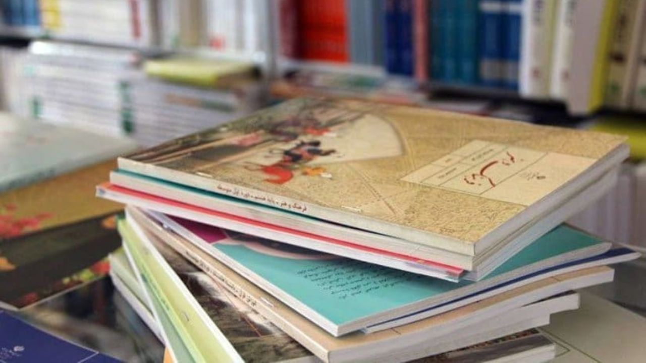 توزیع کتاب های درسی در مدارس فارس از امروز