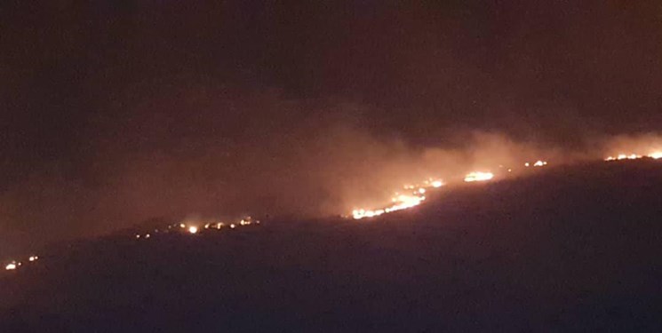 مهار آتش سوزی در کوه تیراحمد کبگیان