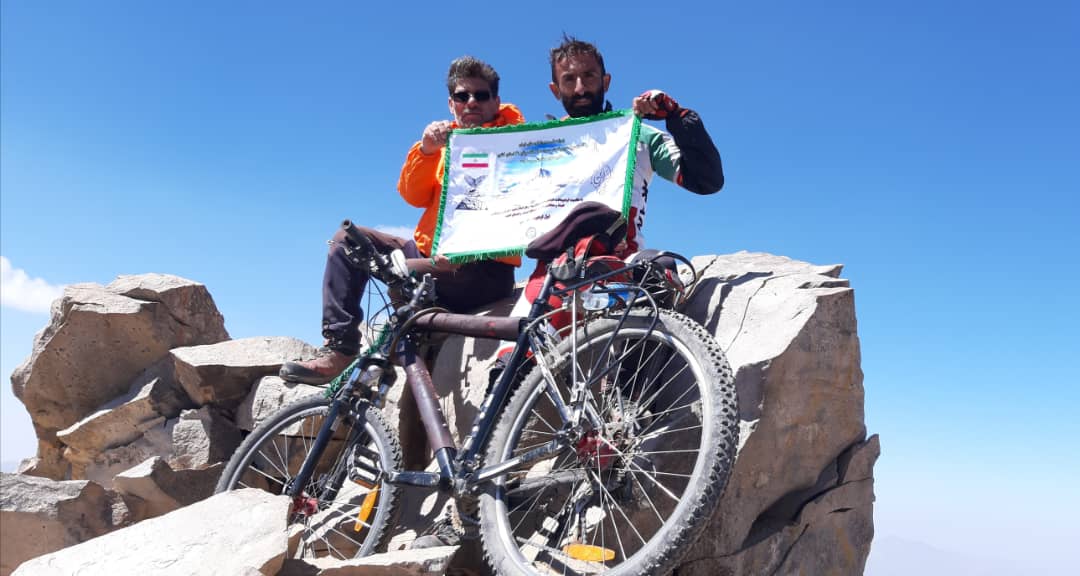صعود ورزشکار فارسی به دومین قله بلند ایران