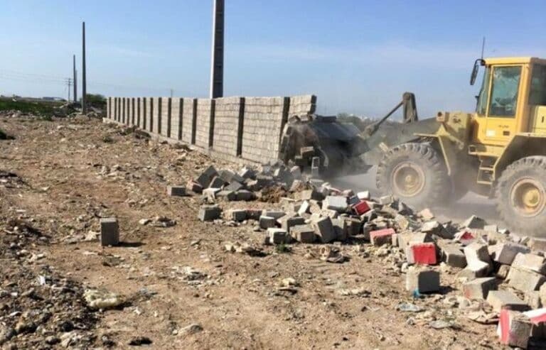 تخریب ۴۰ساخت و ساز غیرمجاز در منطقه حسین آباد کاشمر