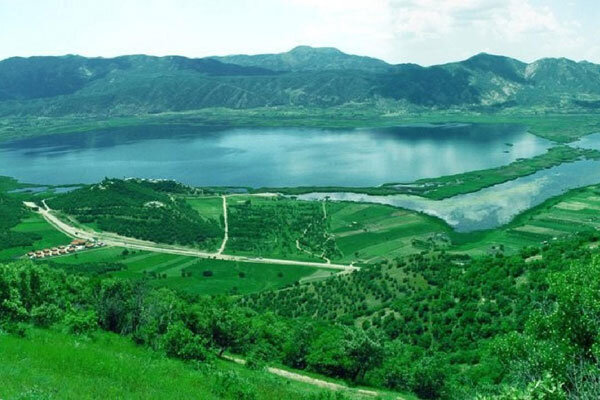 زریوار، نگین دریاچه‌های ایران با طبیعتی خیال انگیز