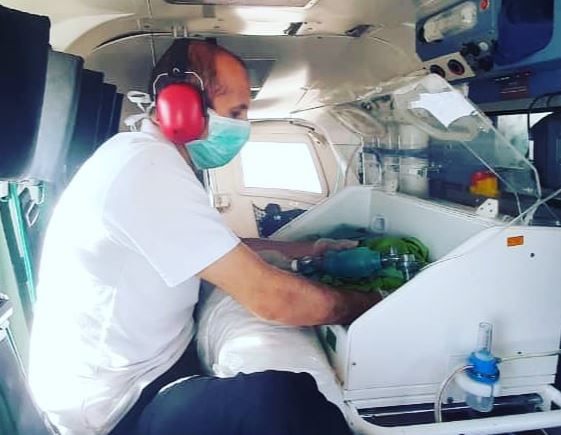 پرواز بالگرد اورژانس برای انتقال نوزاد نارس
