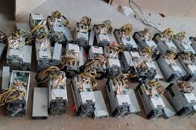 کشف ۷۰۰ دستگاه استخراج رمز ارز در زبرخان