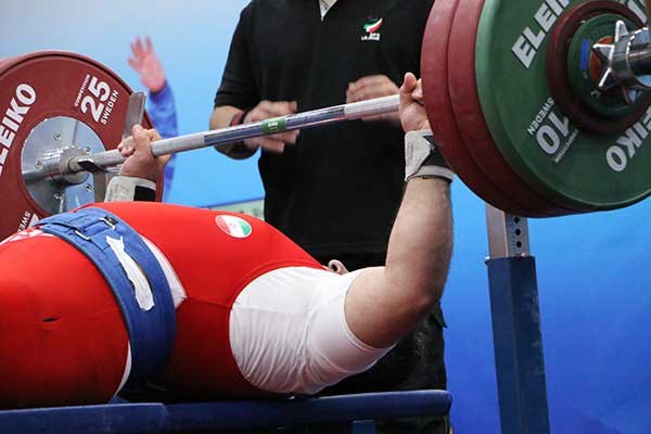 ورزشکاران کرمانشاهی به رقابت‌های بین المللی وزنه برداری اعزام می‌شوند