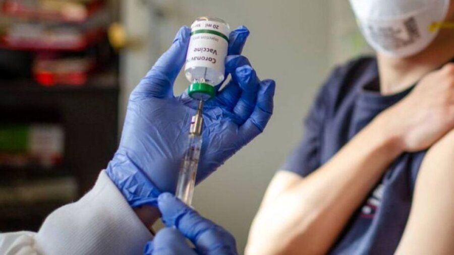 تزریق واکسن برکت به افراد بالای ۱۸ سال