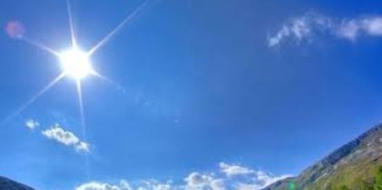 آسمانی صاف همراه با افزایش سرعت باد در یزد