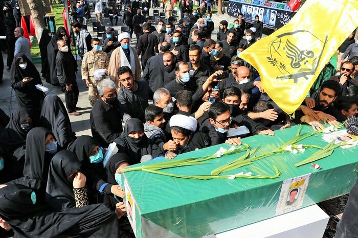 تشییع پیکر شهید مدافع حرم در مشهد