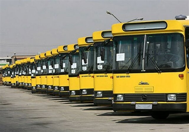 استقرار ده اتوبوس از استان بوشهر در مرز شلمچه برای جابجایی زائران اربعین