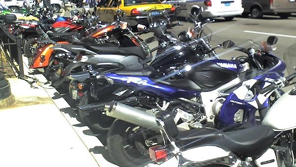 توقیف ۴۳ دستگاه موتورسیکلت سنگین بدون مجوز