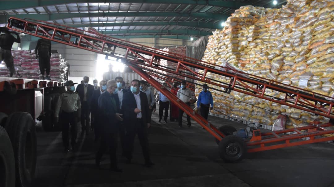 دستور ترخیص ۱۵۲ هزار تن روغن خوراکی و برنج از بندر شهید رجایی بندرعباس