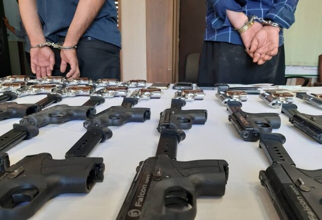 انهدام باند ۳ نفره فروش سلاح ومهمات جنگی در آبدانان
