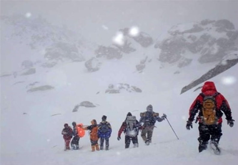 هفت کوهنورد در ارتفاعات دنا گرفتار شدند